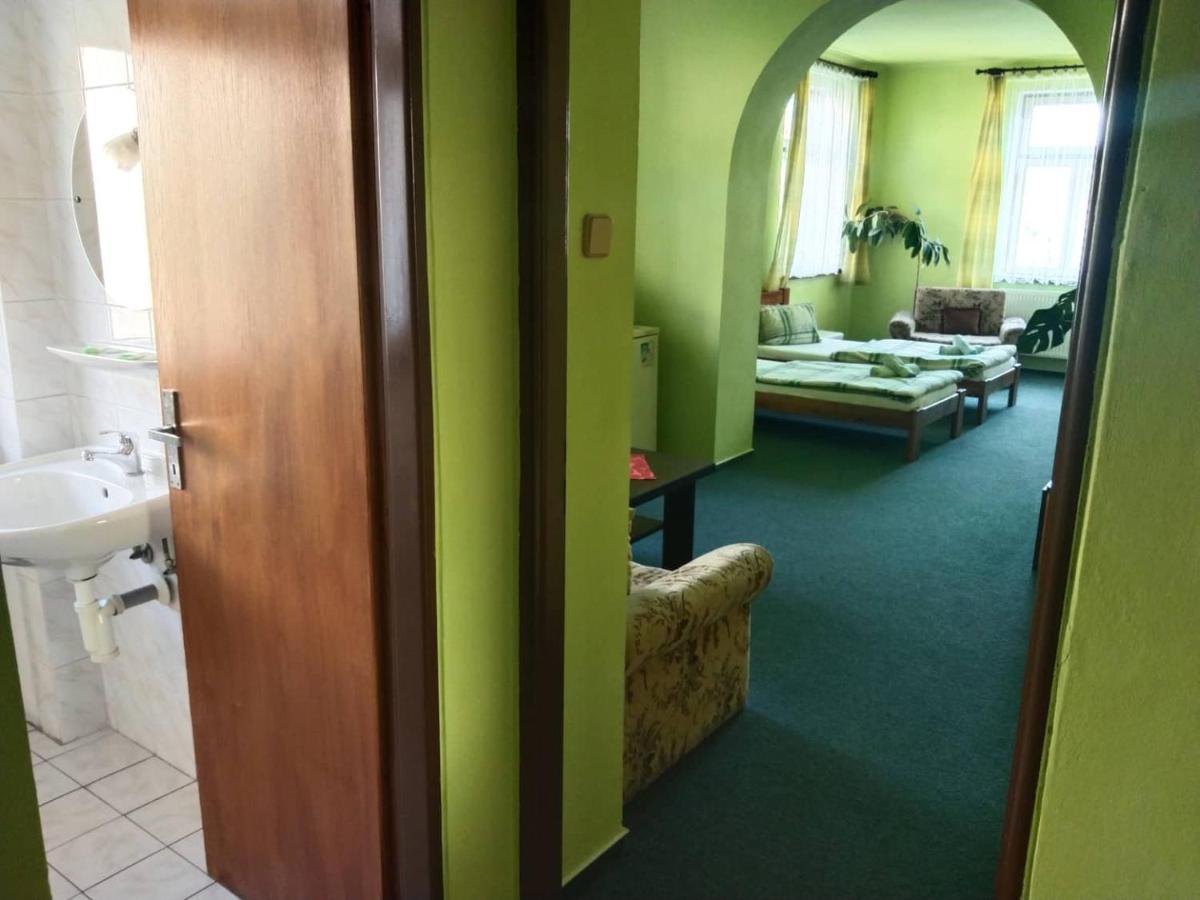 Hotel Jaro Mělník Exterior foto